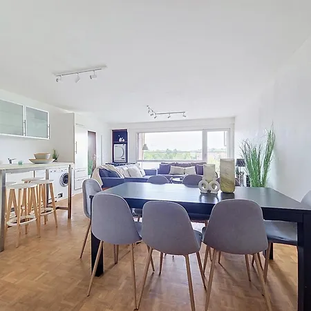 Spacious 6 Person Near Center * Leuven